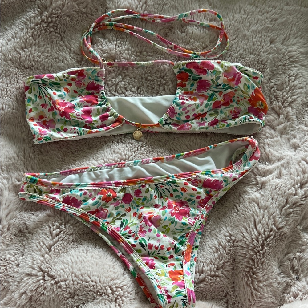 Bydee Floral Bikini Set - Picture 3 of 9